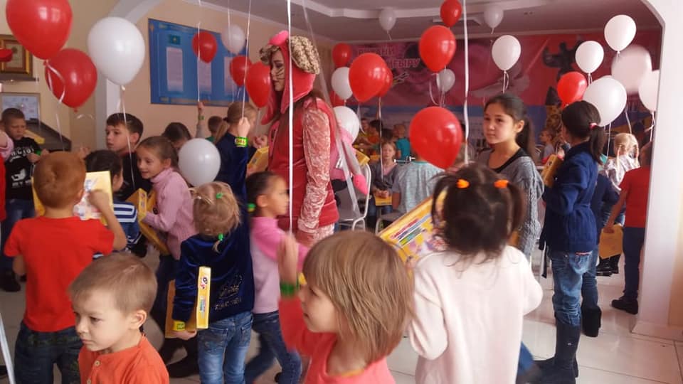 В детском доме "Умит" прошло мероприятие на тему: "Правила дорожного движения"