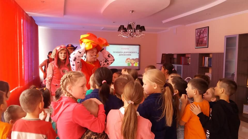 В детском доме "Умит" прошло мероприятие на тему: "Правила дорожного движения"
